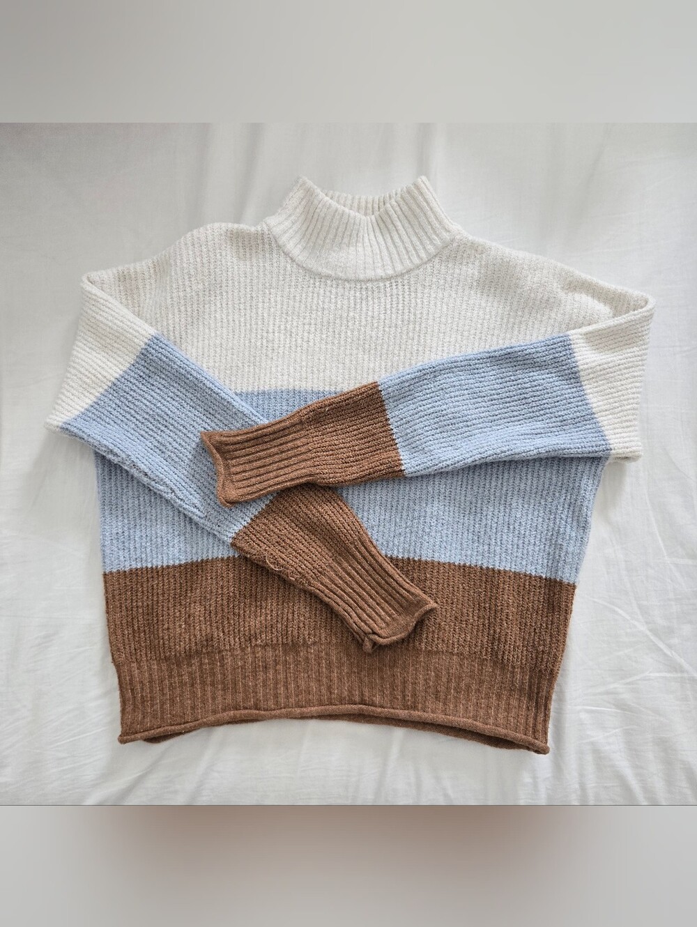 Hippie Rose Women Colorblock Turtleneck Sweater-Cream, Light Blue & Brown Size S